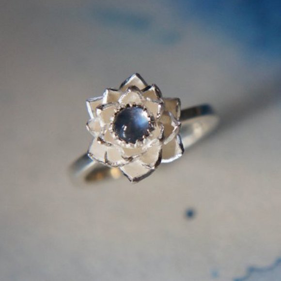 NEW 925 Silver Moonstone Lotus Flower Ring - Picture 5 of 5